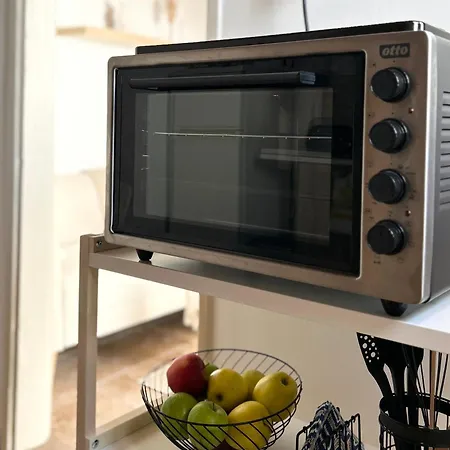 Charming 1-br Near Centre, Marina And Beaches - Perfect For Couples, Business Or Solo Travellers * Limassol