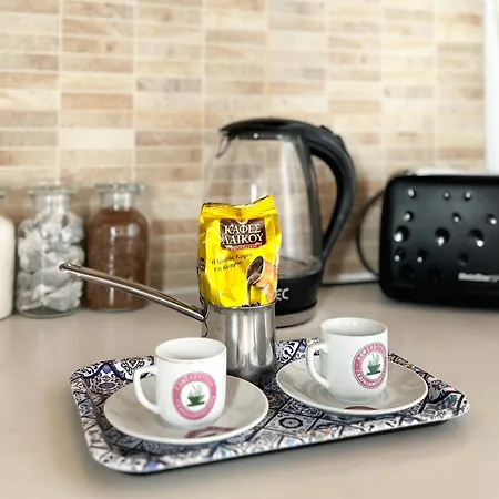 Charming 1-br Near Centre, Marina And Beaches - Perfect For Couples, Business Or Solo Travellers