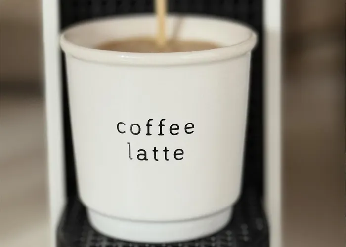 Charming 1-br Near Centre, Marina And Beaches - Perfect For Couples, Business Or Solo Travellers Apartmán Lemesos